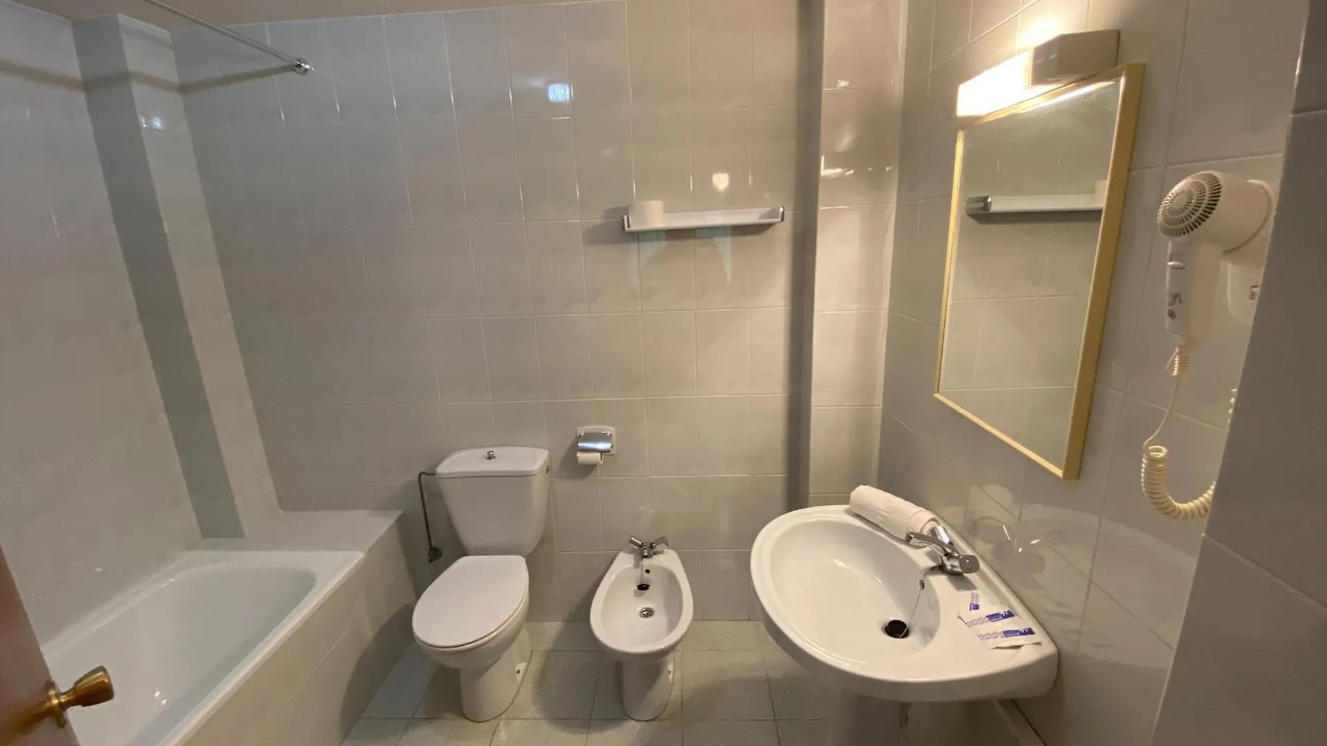 Hotel El Pescador Сант-Педро-Пескадор 0*,  Испания